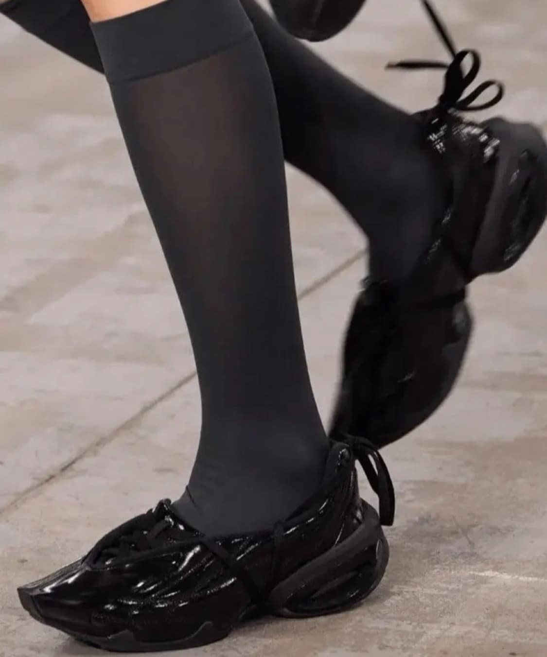 나이키 노울스 뮤즈느와르 245 상품이미지2