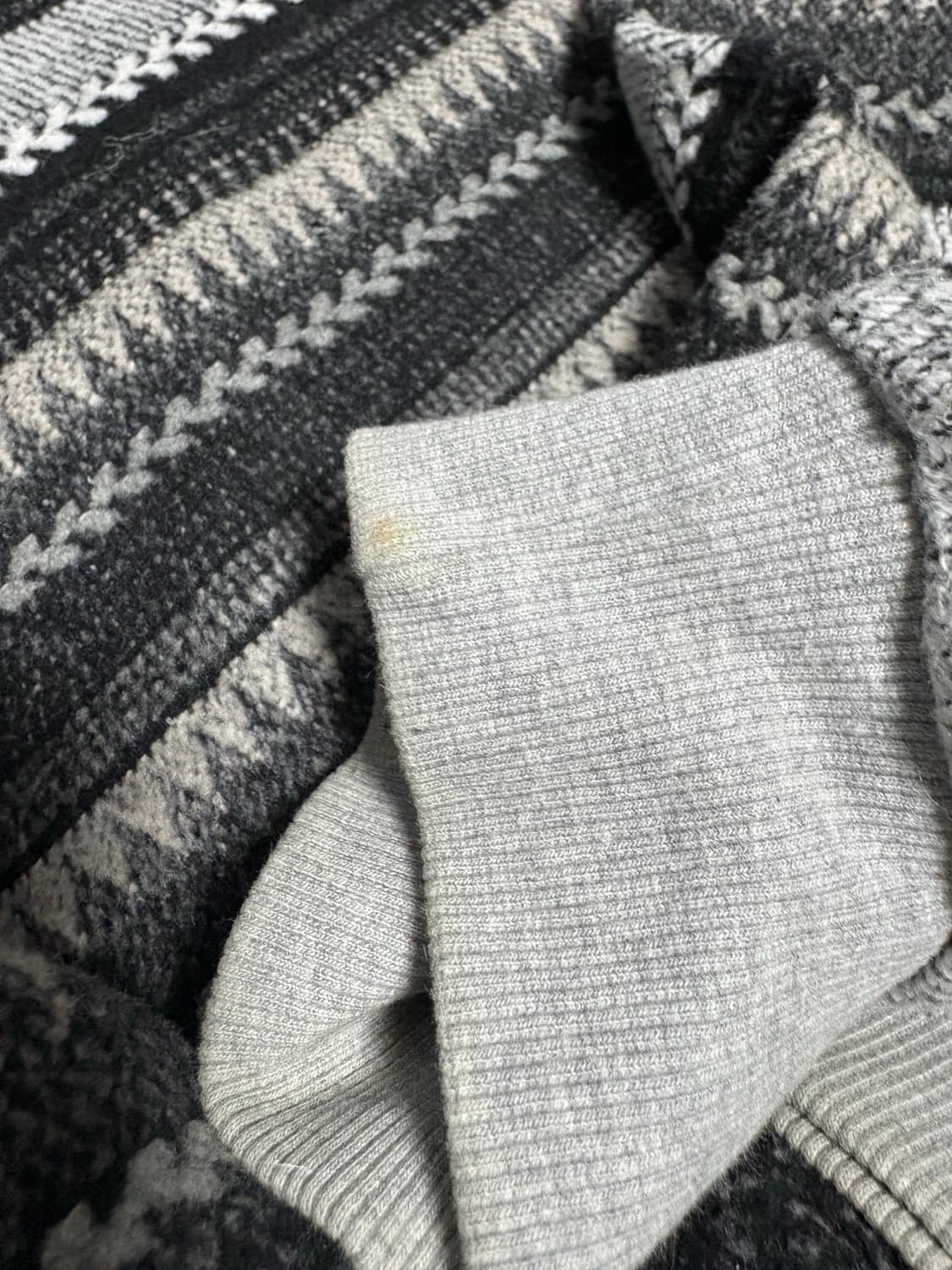 vintage 자카드 패턴 스트라이프 니트 맨투맨 상품이미지5