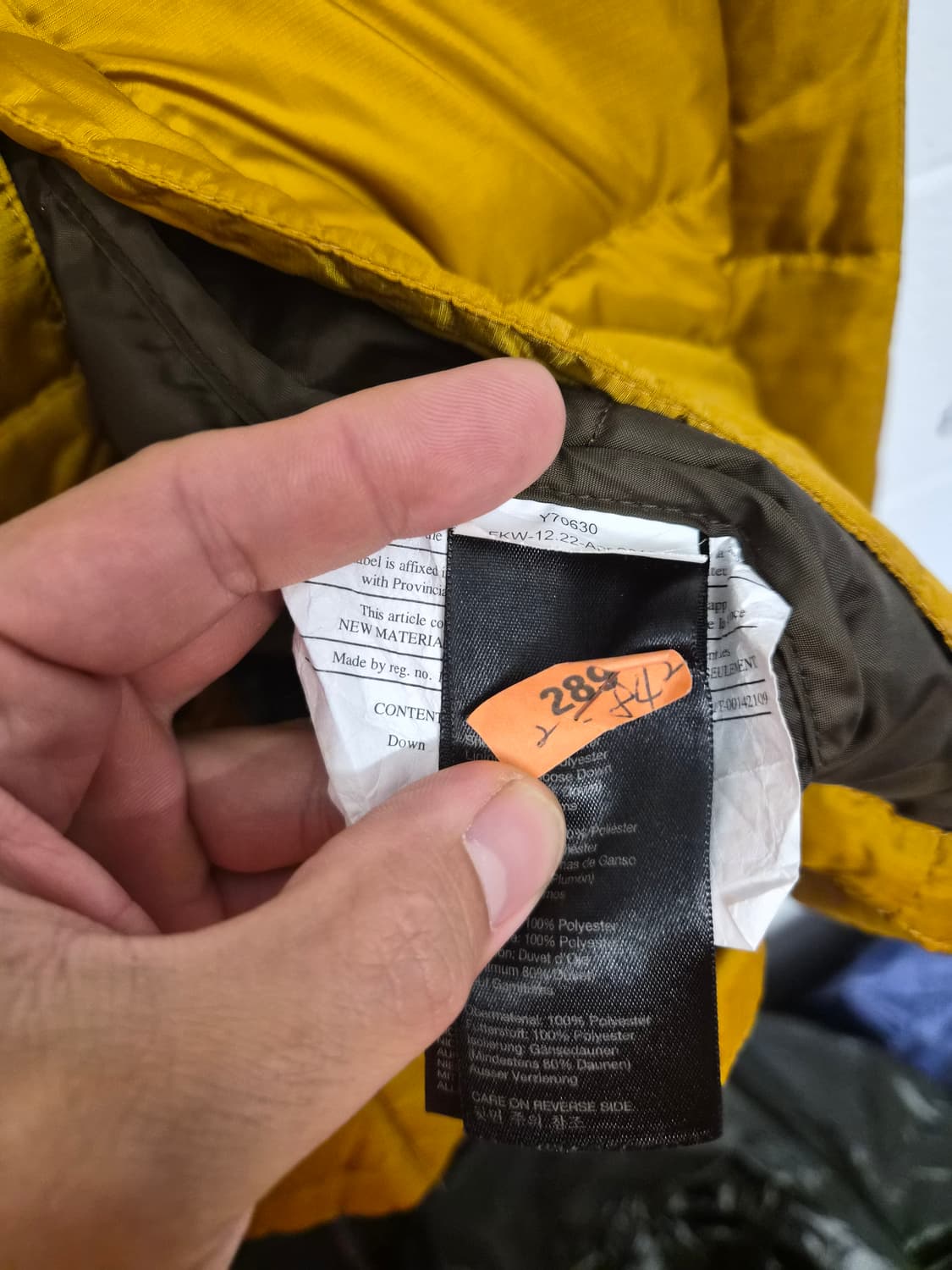 해외 L) 마모트 골드 브라운 경량패딩 셔츠 자켓 팝니다 상품이미지5