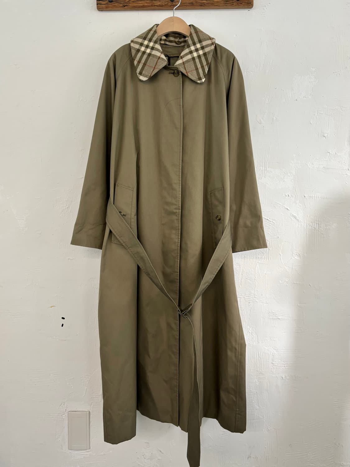 Burberry 버버리 카키베이지 카라커버 코트 상품이미지2