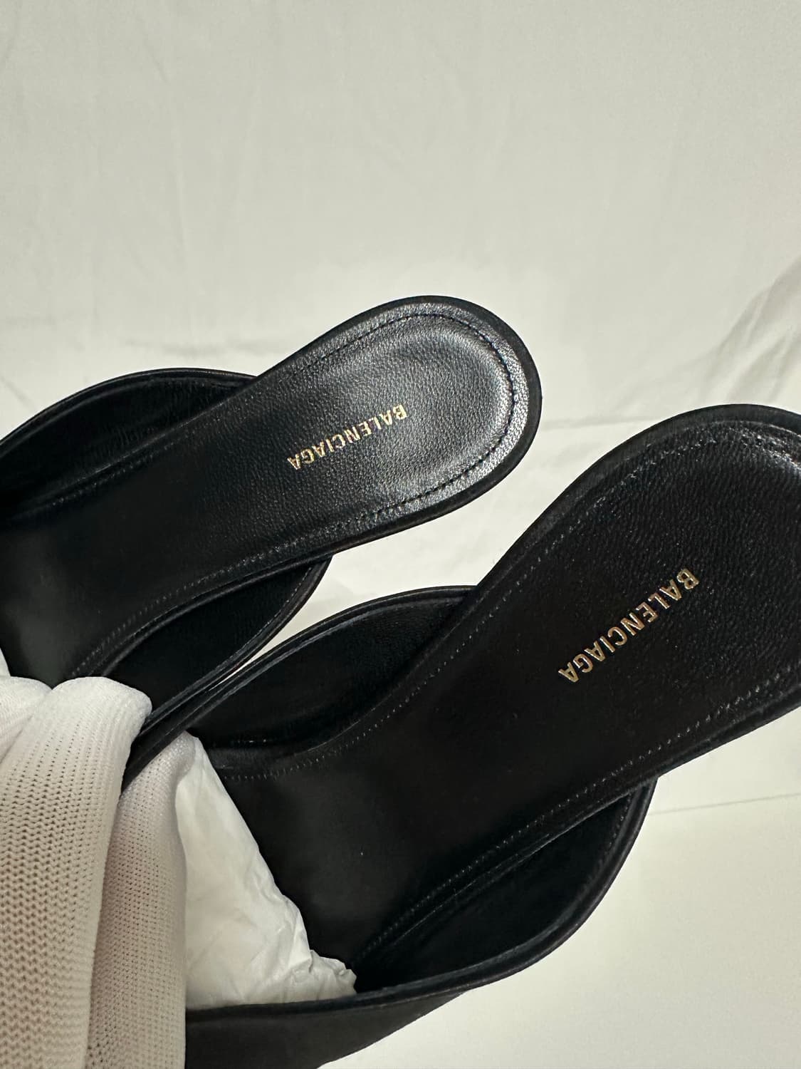 발렌시아가 나이프 보우 뮬 (38.5) 상품이미지3