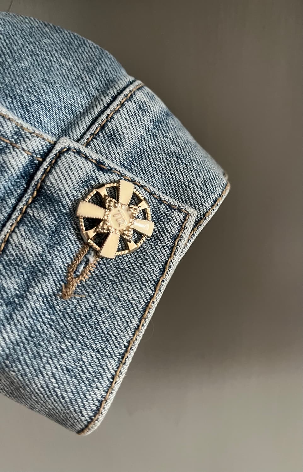 에고이스트 어깨 셔링 데님 자켓 55사이즈 상품이미지5