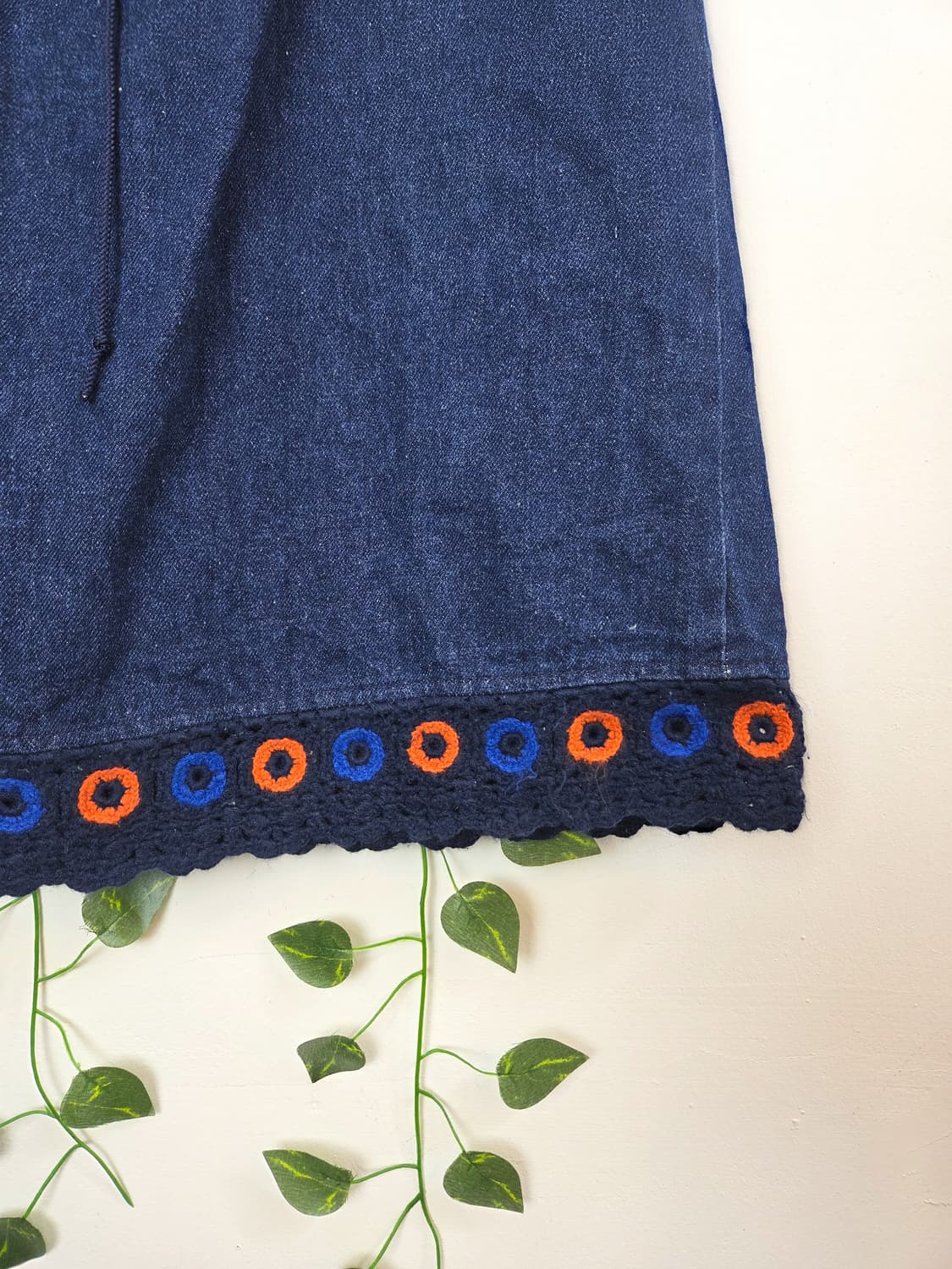 모티브 데님 미디 스커트 상품이미지3