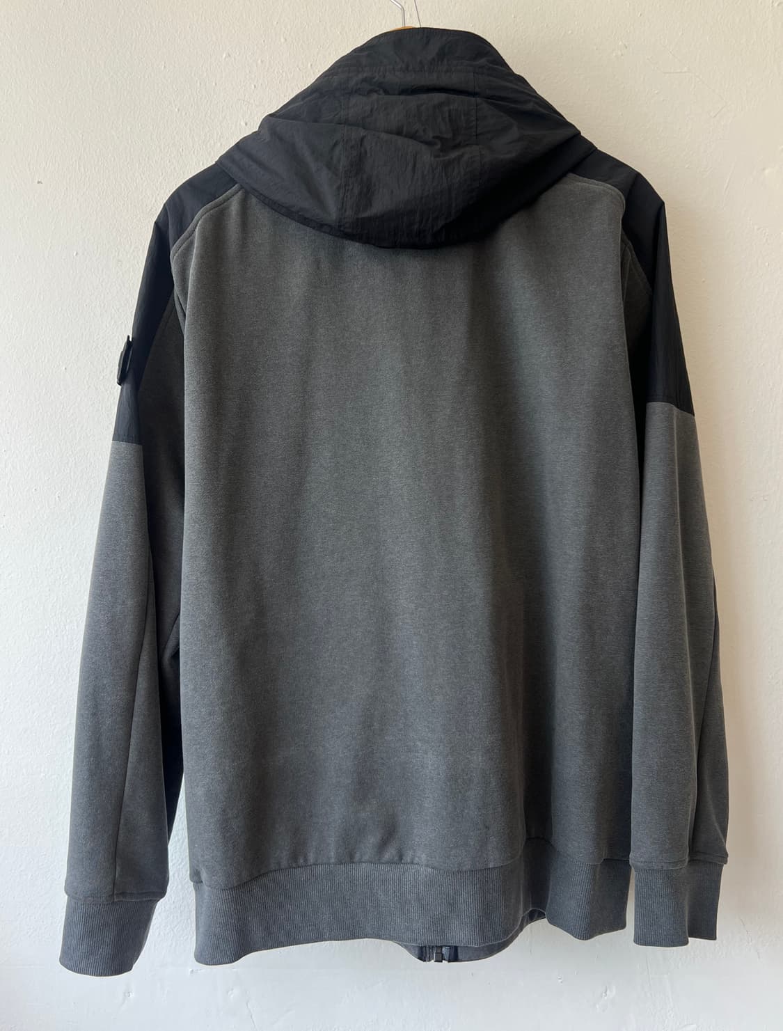 내셔널지오그래픽 남성 차콜 후드집업점퍼  상품이미지8