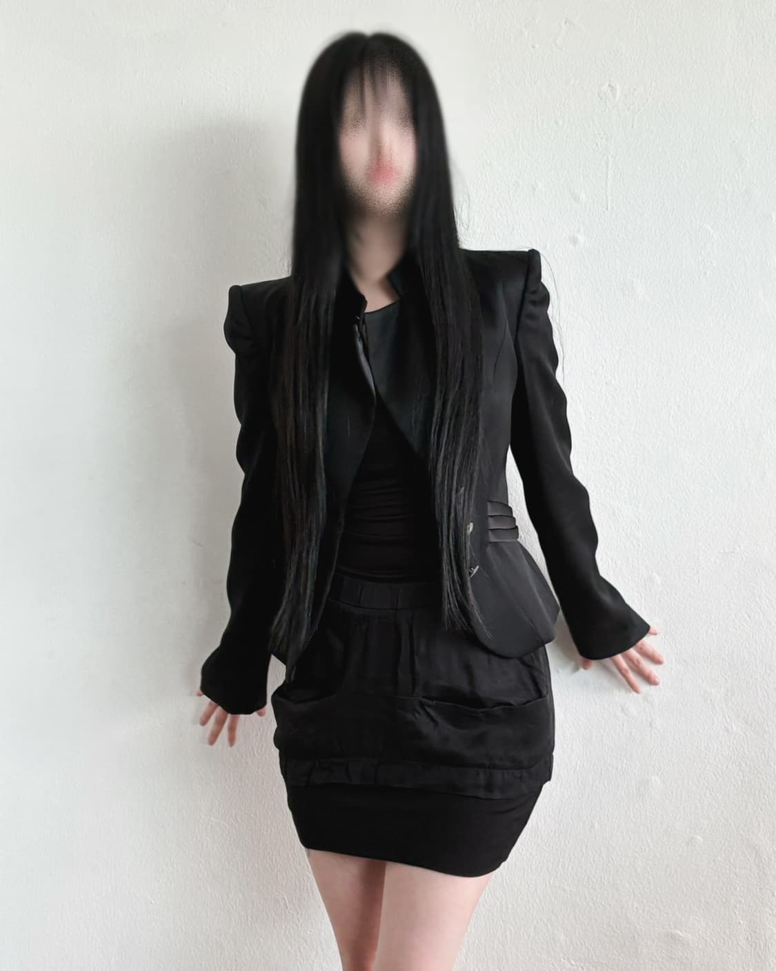엠포리오 아르마니 새틴 크롭컷 블레이져 상품이미지2