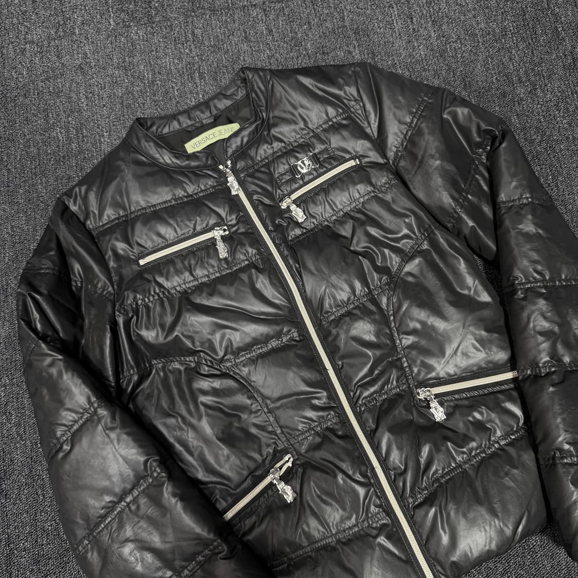 베르사체 진스 푸퍼 패딩자켓 상품이미지2