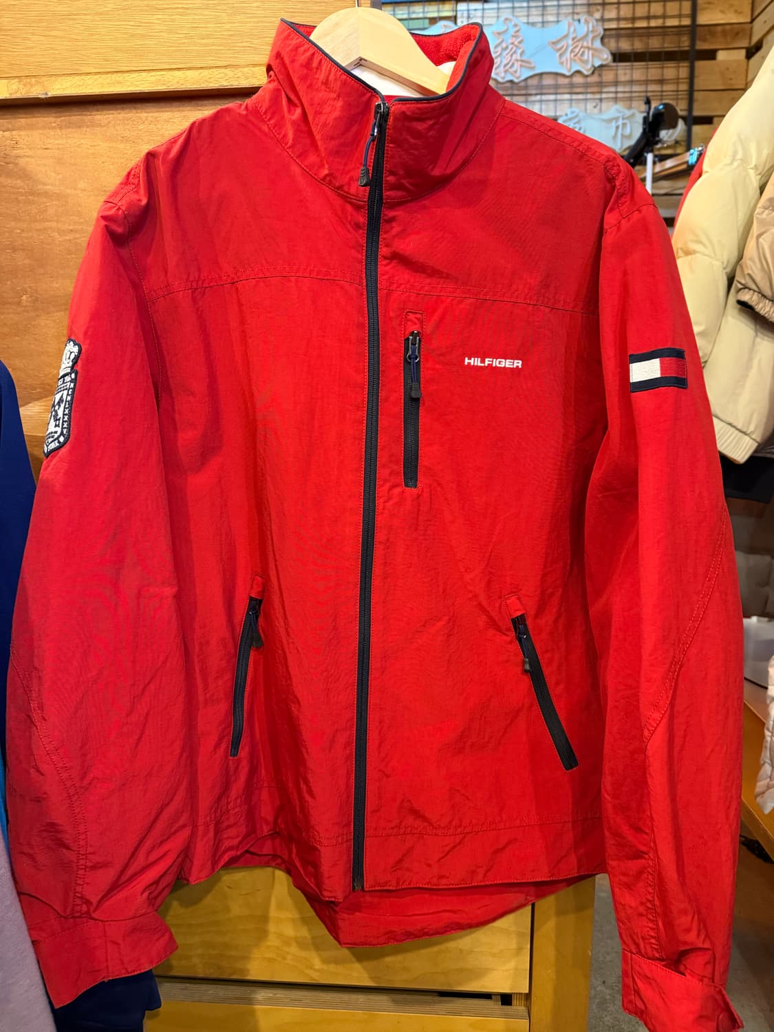 타미힐피거 레드 자켓 상품이미지1