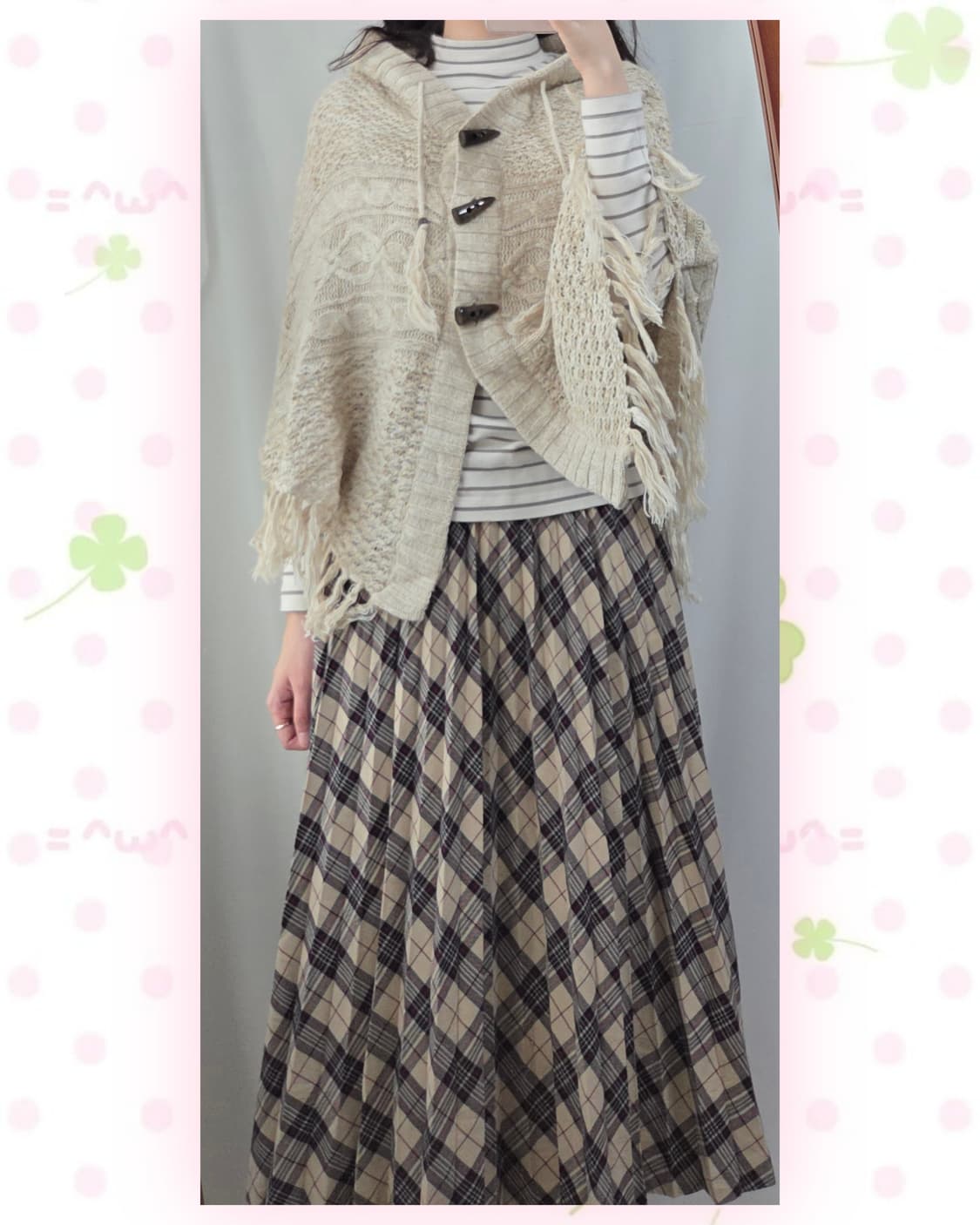 세오리아 아이보리 토글 케이프 상품이미지2