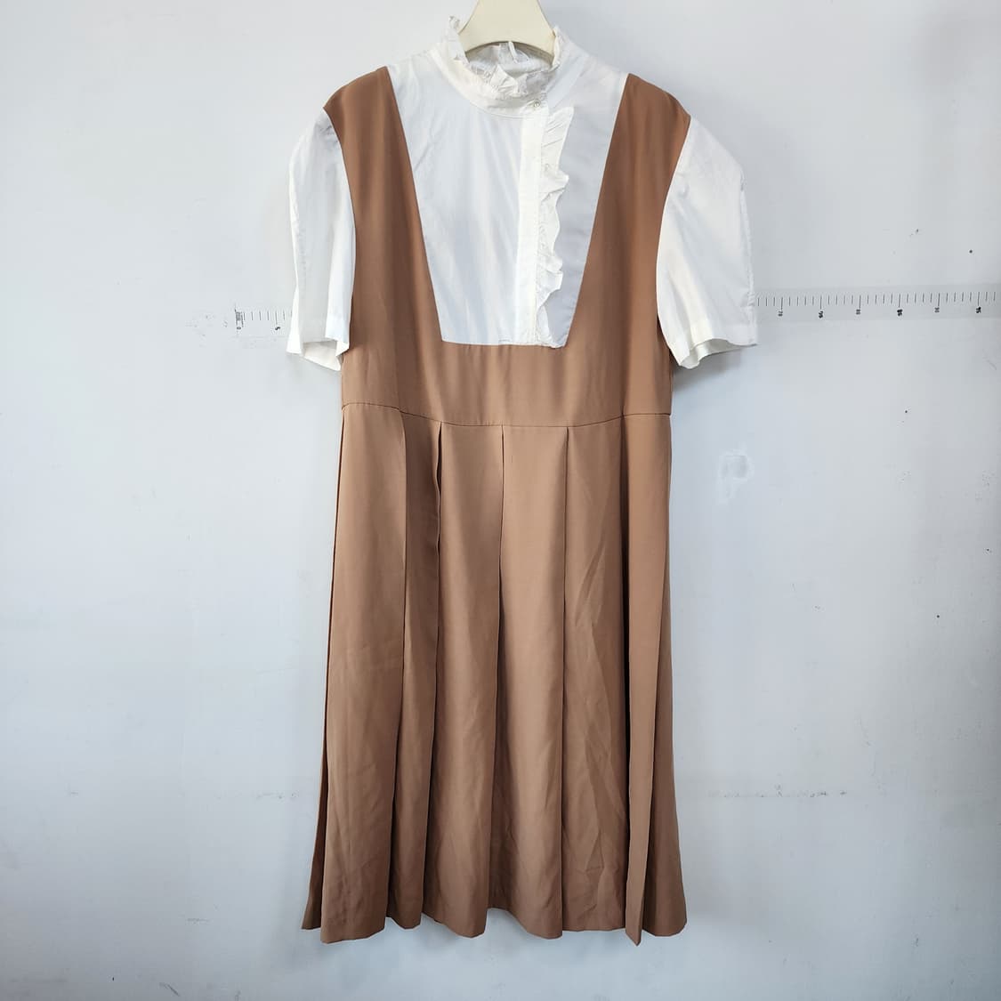 쥬시주디 반팔 프릴 카라 플리츠 원피스 상품이미지1