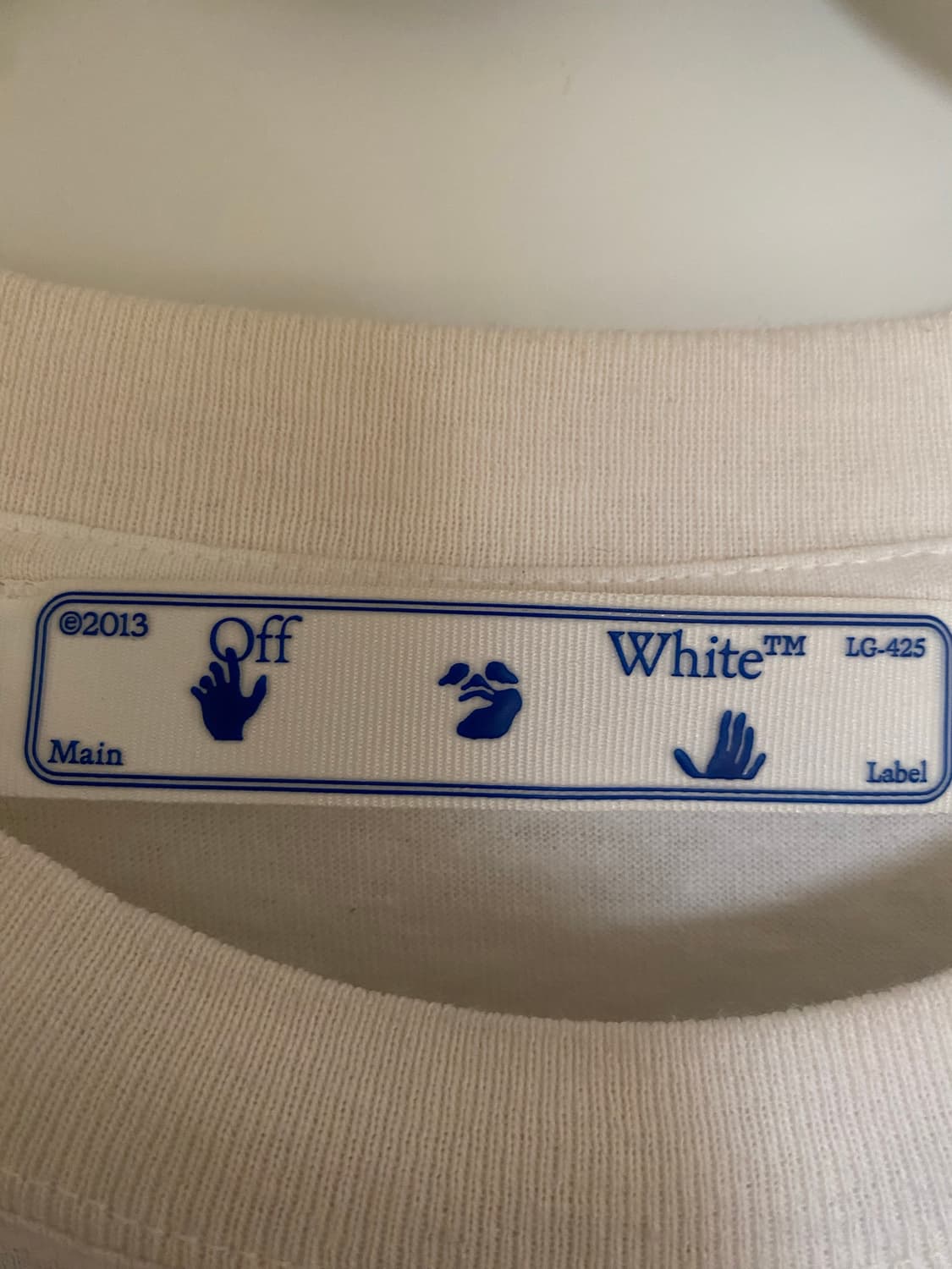 오프화이트 카라바조 티셔츠 상품이미지3