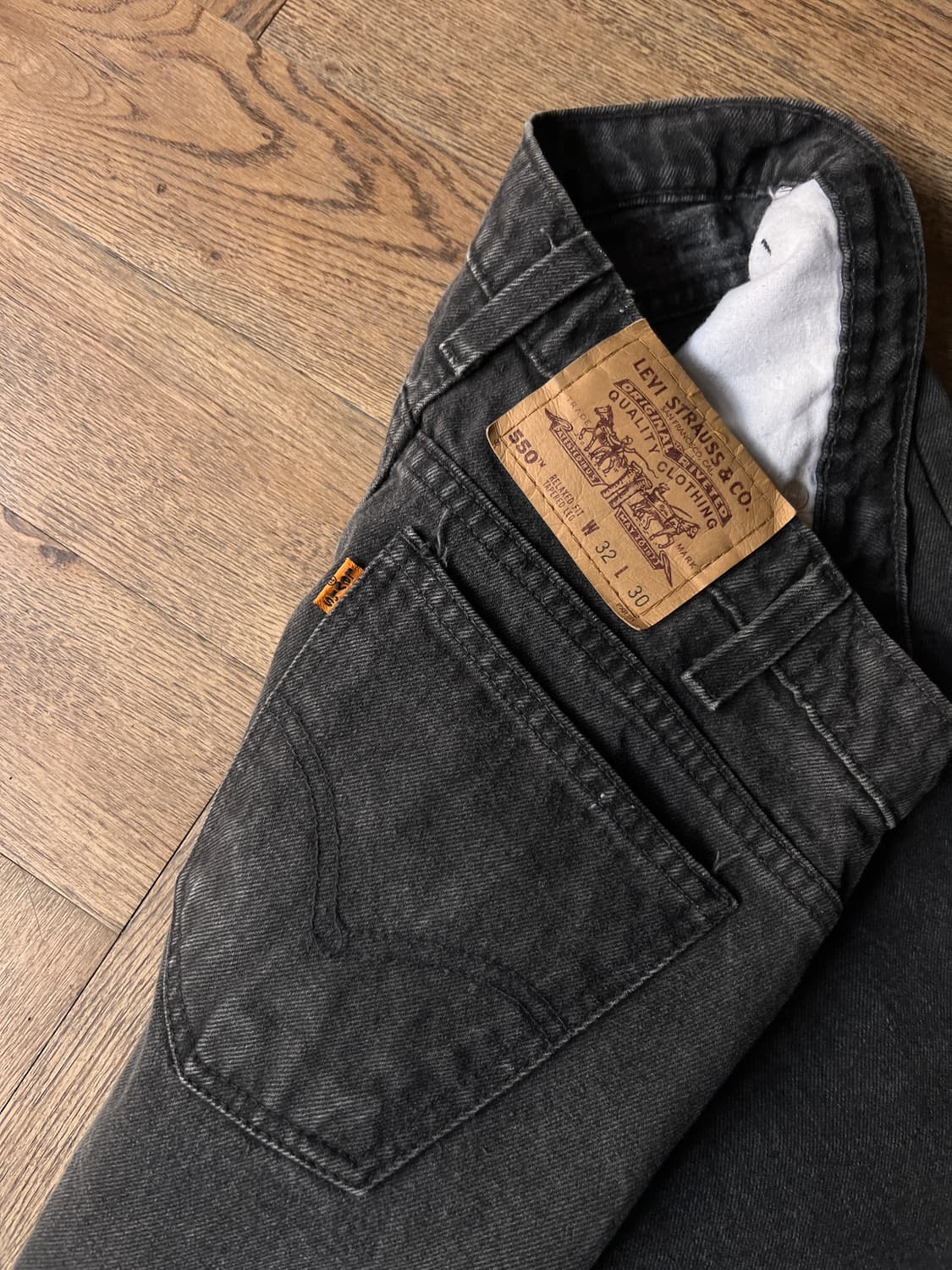[32]90's 리바이스 USA 오랜지탭 550 흑청 데님 팬츠 상품이미지4