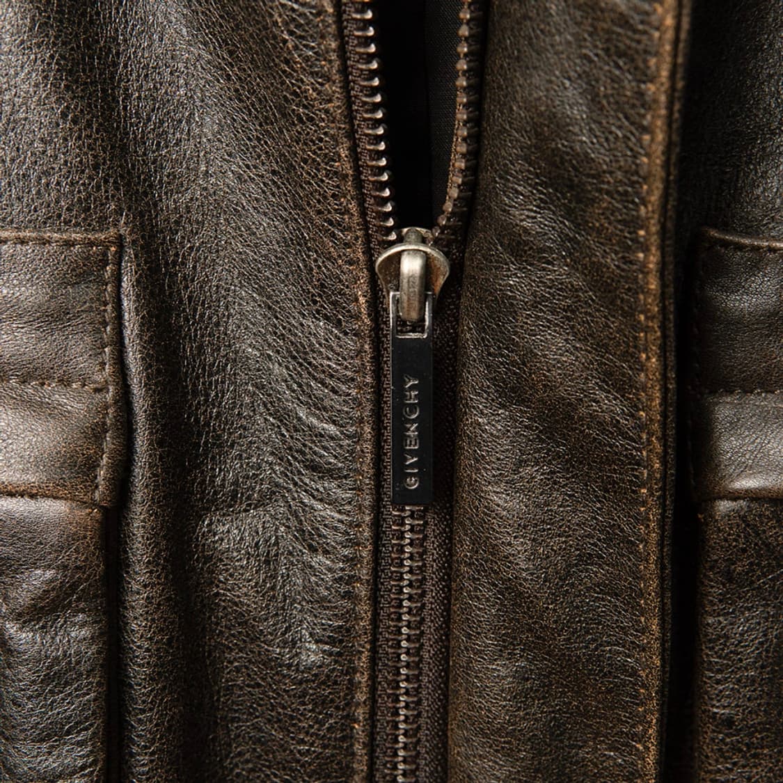 [100] 00s 지방시 차심가죽 레더자켓  상품이미지5