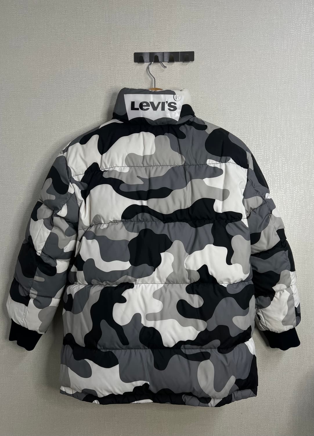 리바이스 리버시블 밀리터리 카모 패딩 상품이미지4