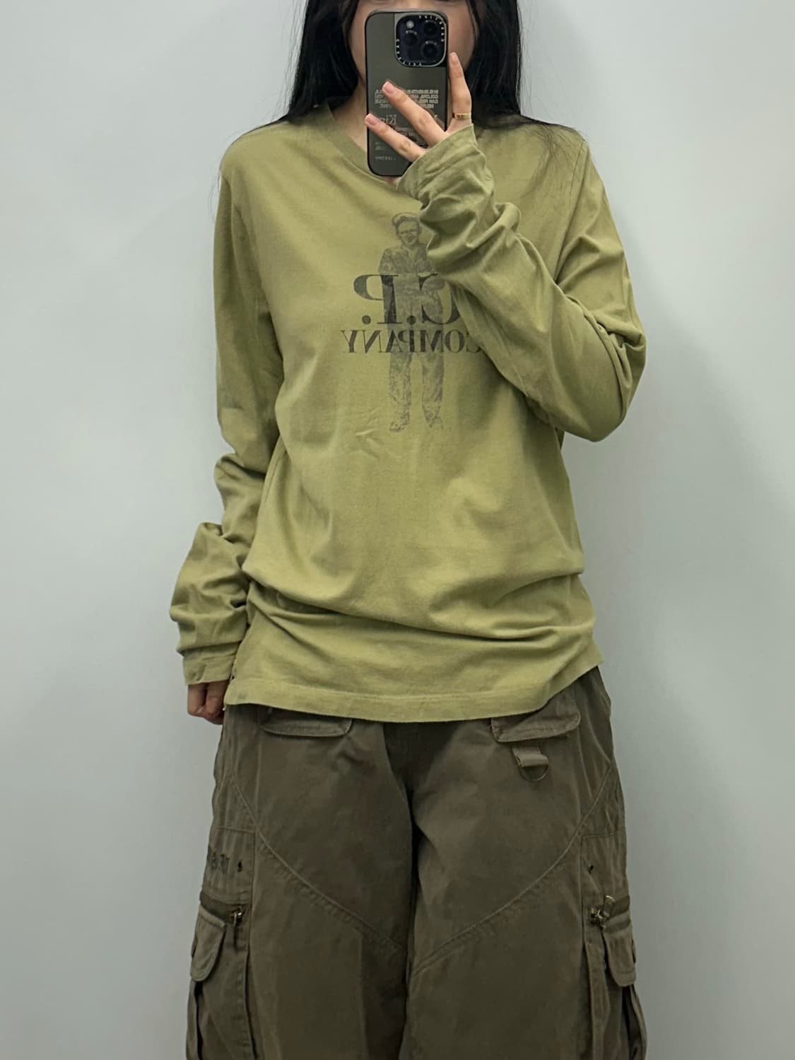 Cp컴퍼니 빅로고 카키 긴팔티 롱 슬리브 상품이미지1