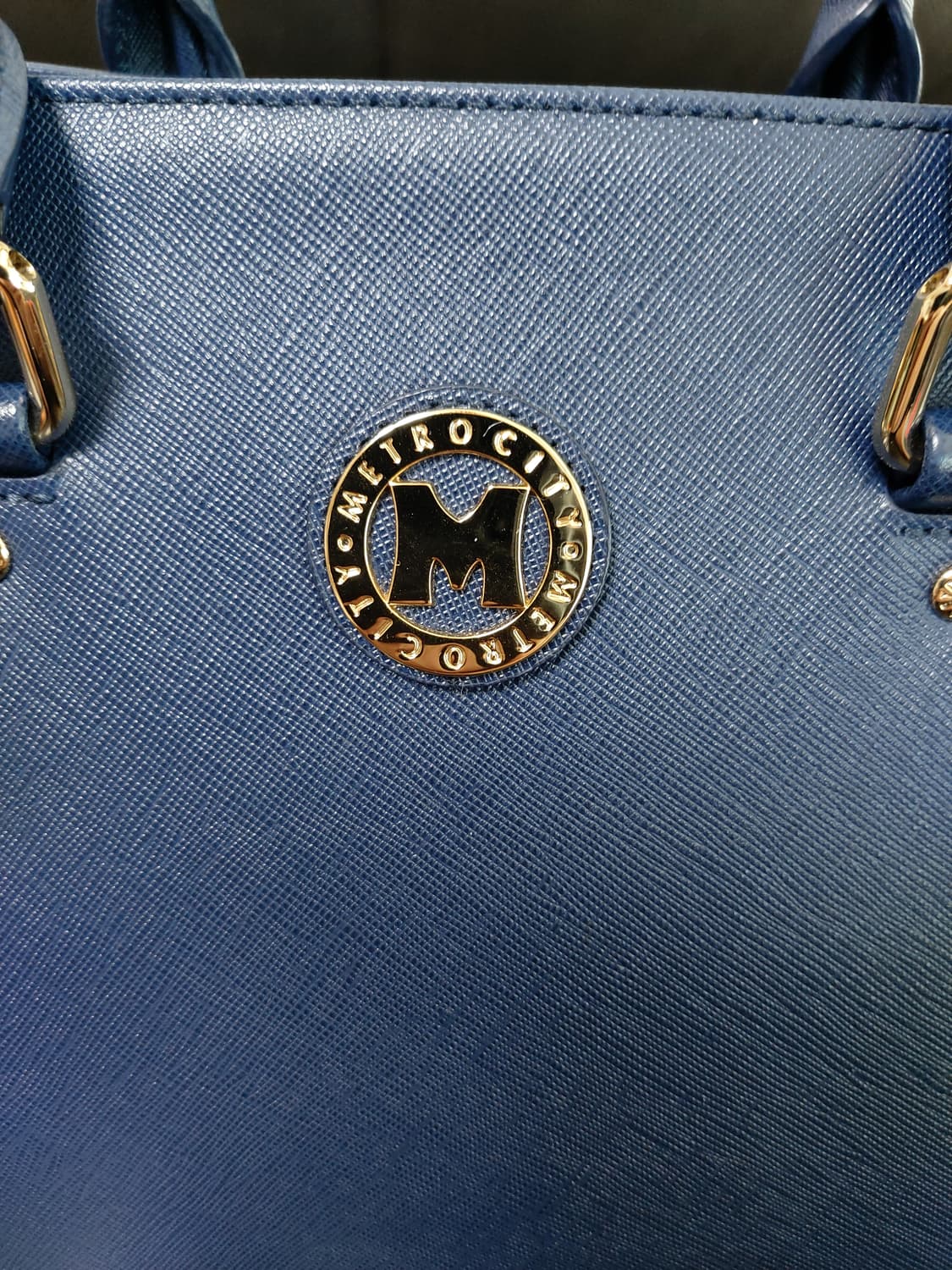 메트로시티 블루 사피아노가죽 토트백

 상품이미지6