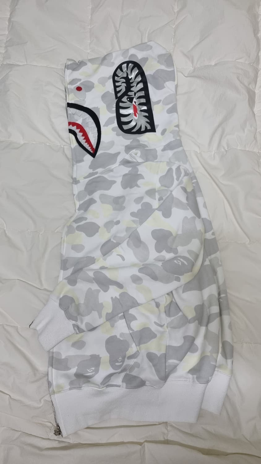 베이프 야광흰색 후드집업 상품이미지2