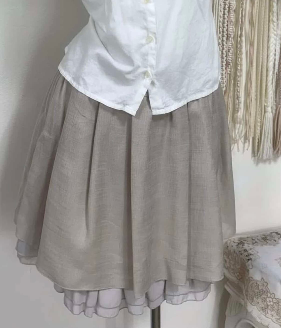 유토 빈티지 그레이베이지 스커트 카메 카라하나 모리노가토 카모메산장 상품이미지1