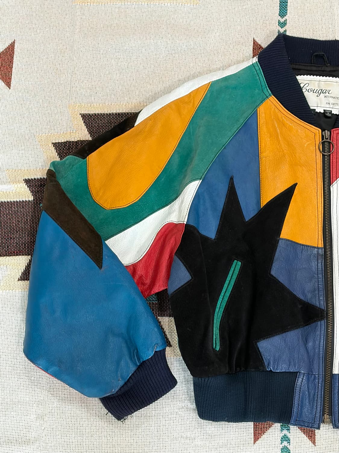 90s Cougar 크롭 레더 패치워크 봄버 블루종 자켓 상품이미지3