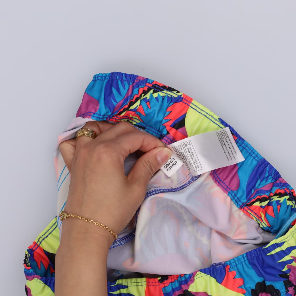 95 아디다스 여성 패턴 쇼츠 0420H1 상품이미지5