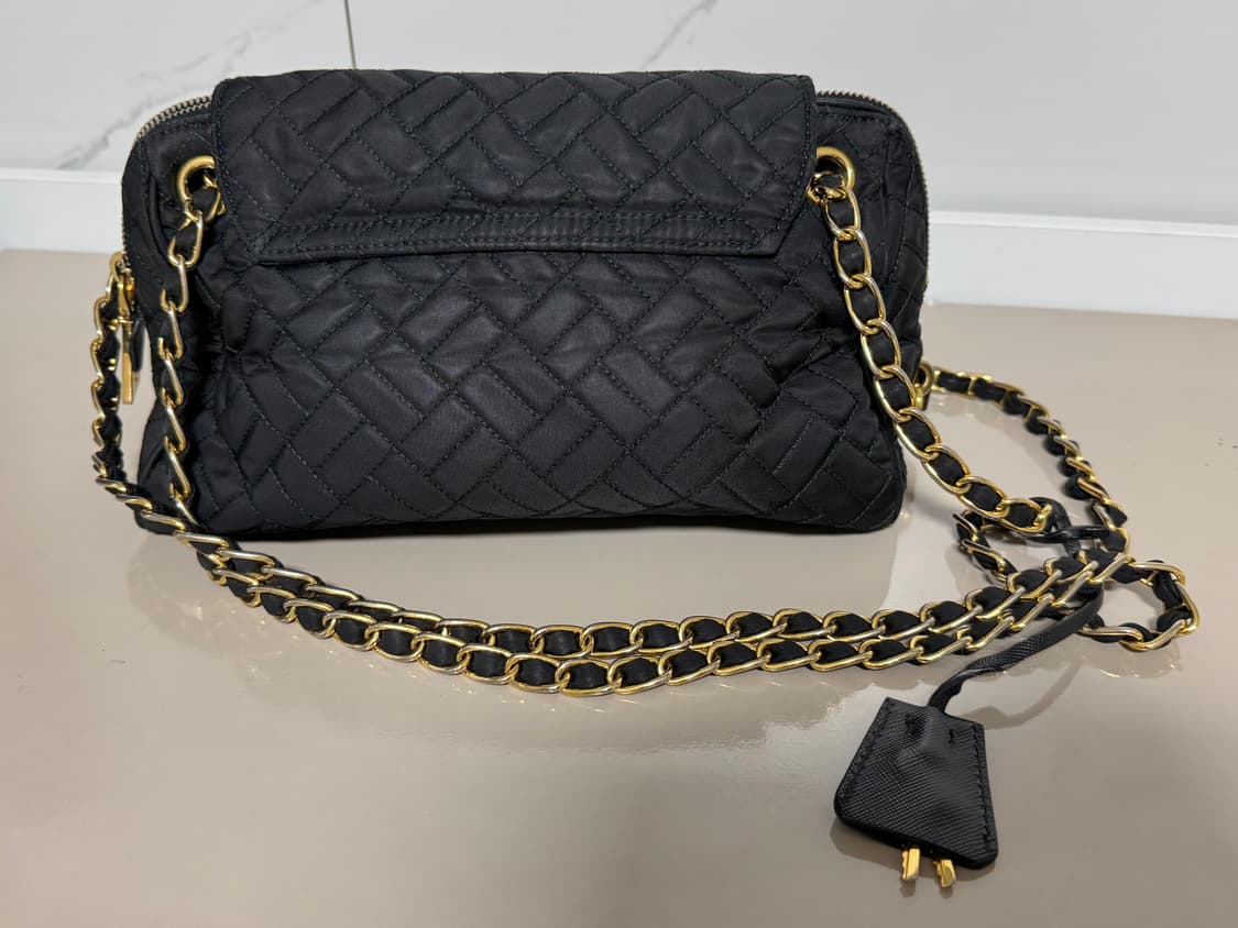 프라다 퀄팅 블랙 체인백  상품이미지4