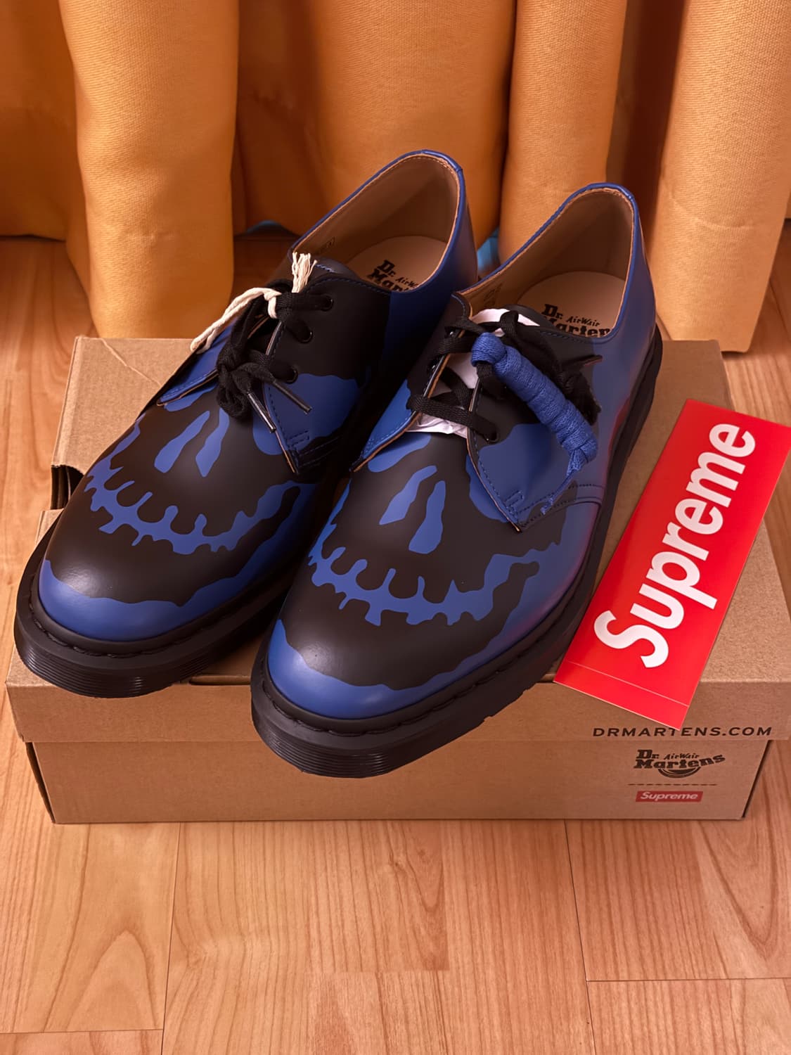 [새상품] 슈프림 x 닥터마틴 1461 UK9.5 로얄 상품이미지1