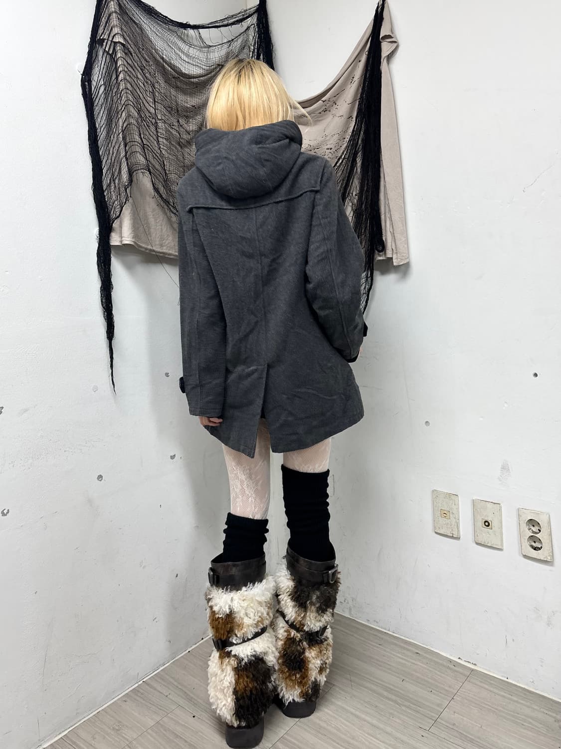 Minimal Grey Hoodie Coat 상품이미지3