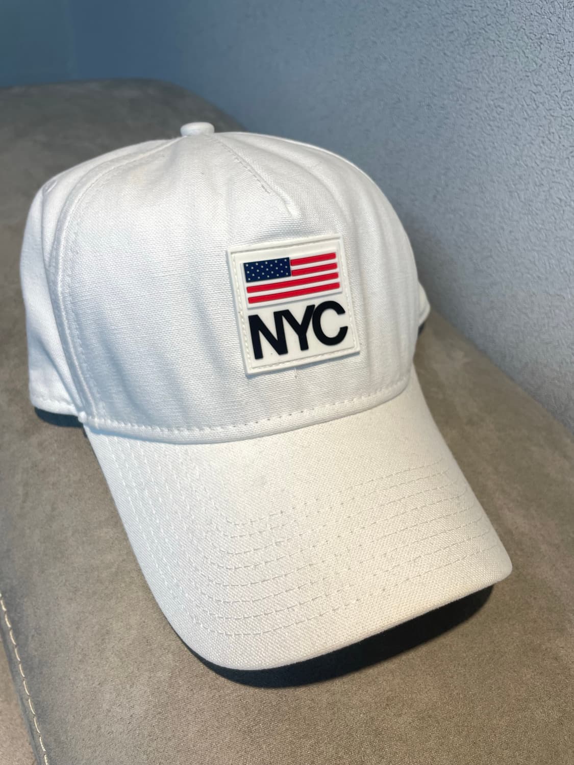 뉴에라 NYC 성조기 흰색 볼캡. 상품이미지1