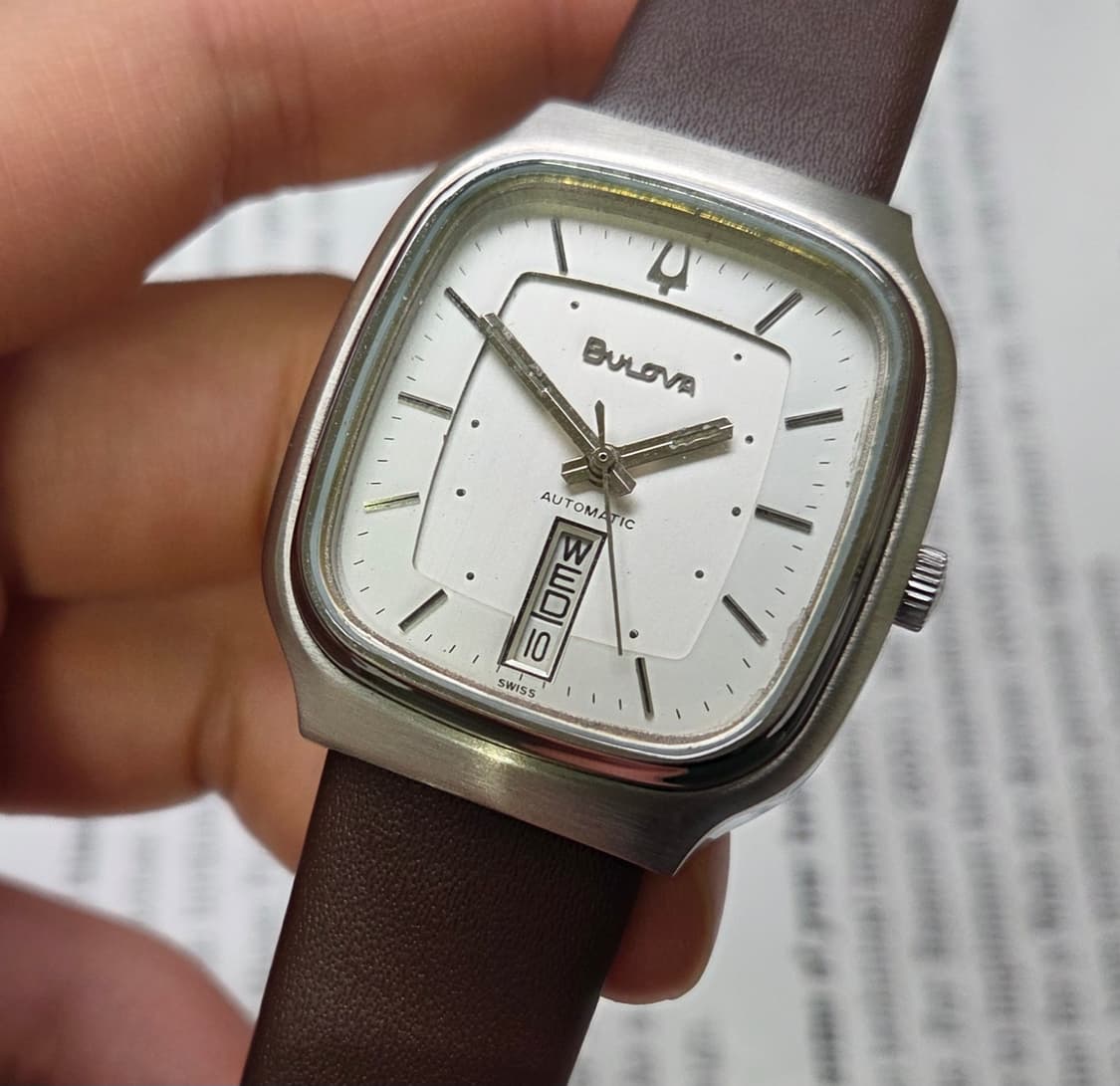 빈티지 부로바 사각탱크형 오리지널 실버판 데이데이트 오토매틱  상품이미지5