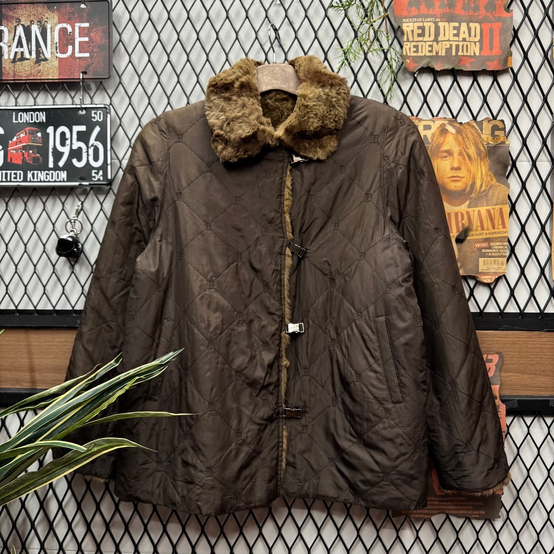 90s 발망 리버시블 토끼 퍼자켓 실크 퀼팅 자켓 브라운 상품이미지3