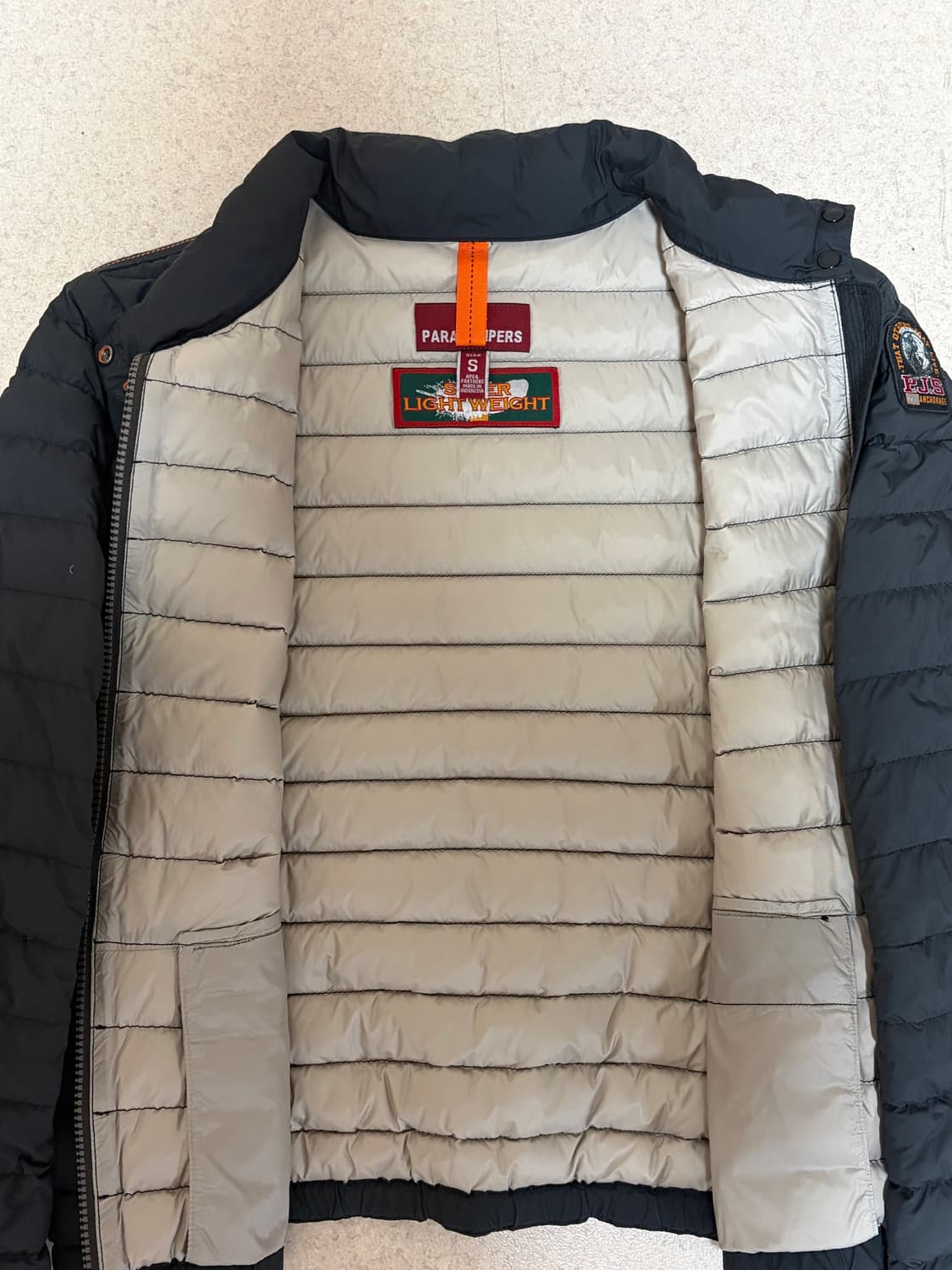 {황금매물} 파라점퍼스 경량 패딩 상품이미지3