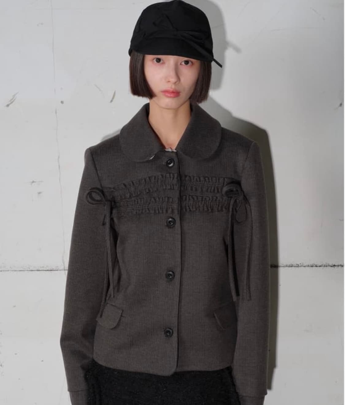 타입서비스 Ruffled Strap Jacket Charcoal 상품이미지1