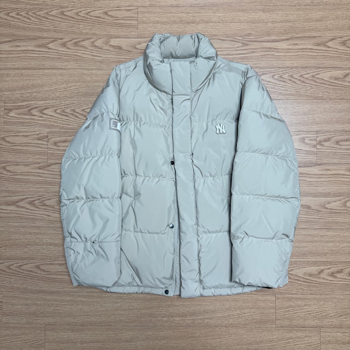 MLB 베이직 덕다운 숏패딩 상품이미지2