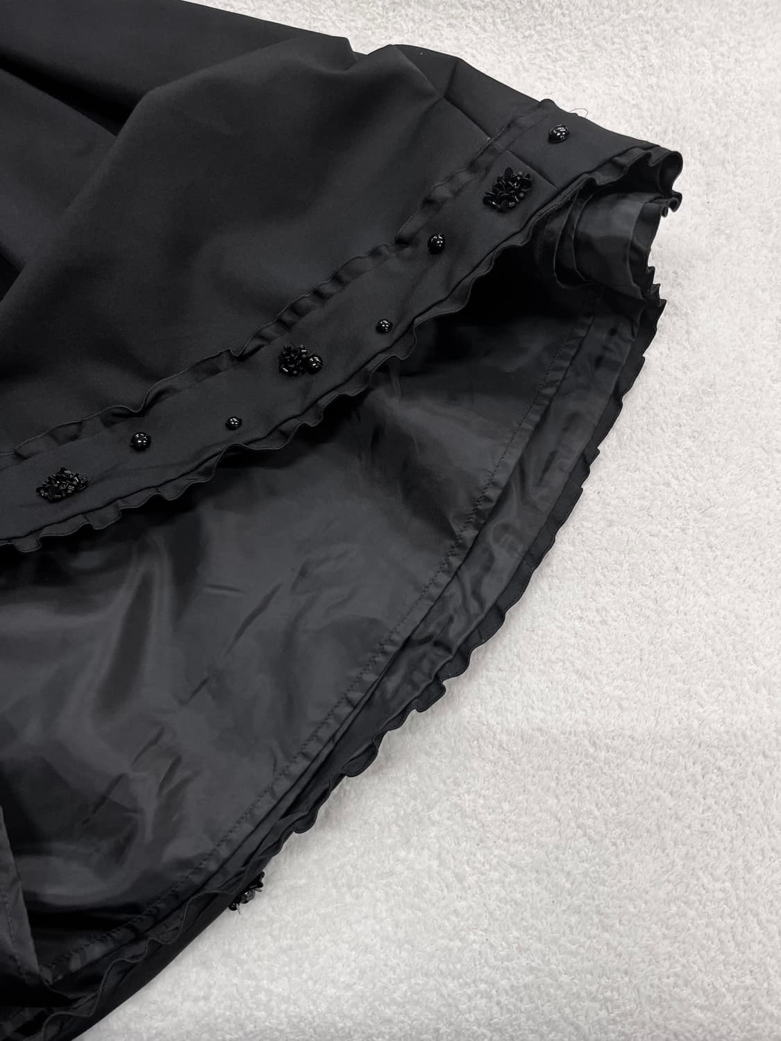 To be chic 스톤 플레어 스커트 상품이미지5