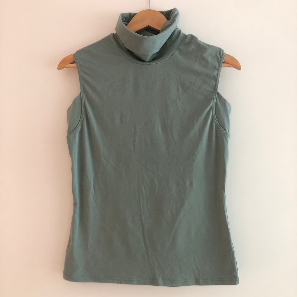 turtleneck sleeveless top 상품이미지1