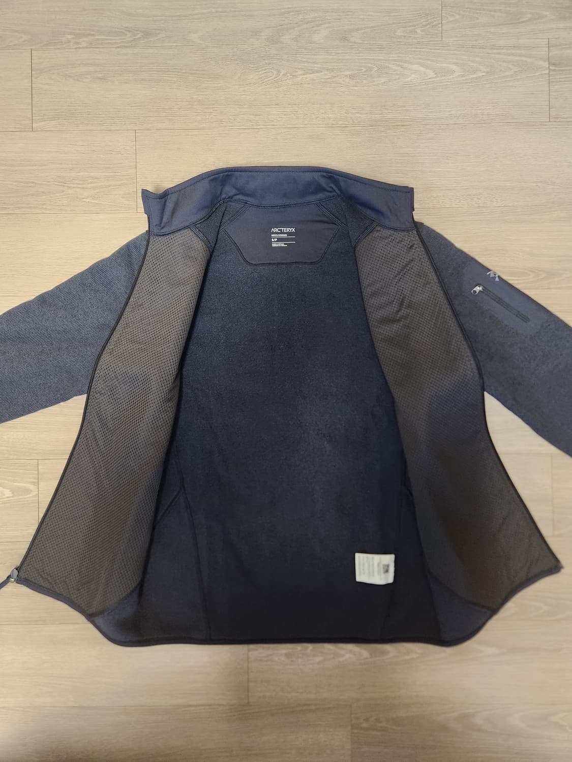 (새상품)아크테릭스 코버트 가디건 BLACK SAPPHIRE HEATHE 상품이미지3