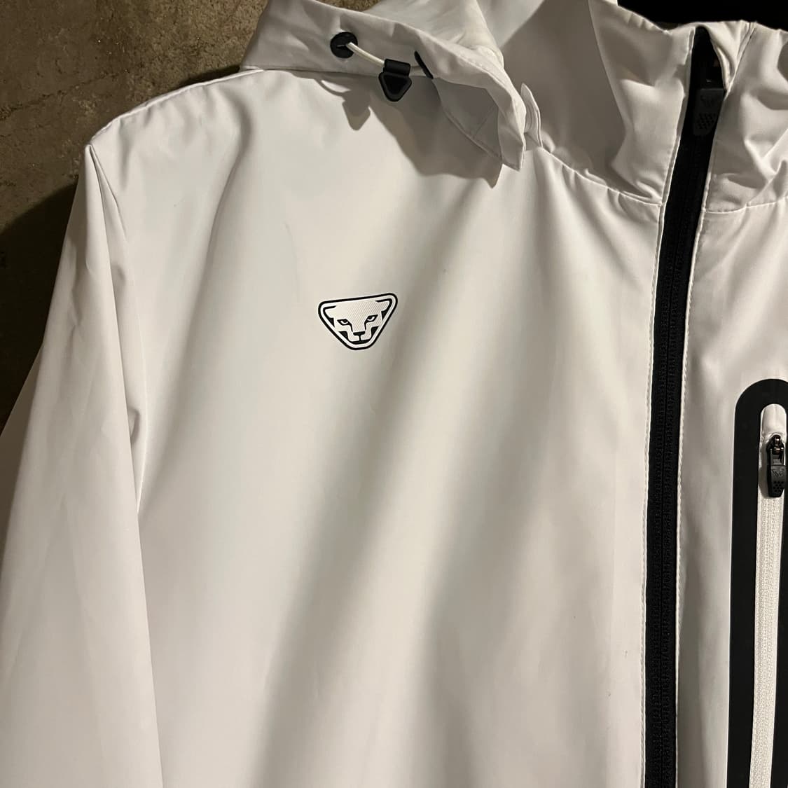 다이나핏 바람막이 자켓 상품이미지2