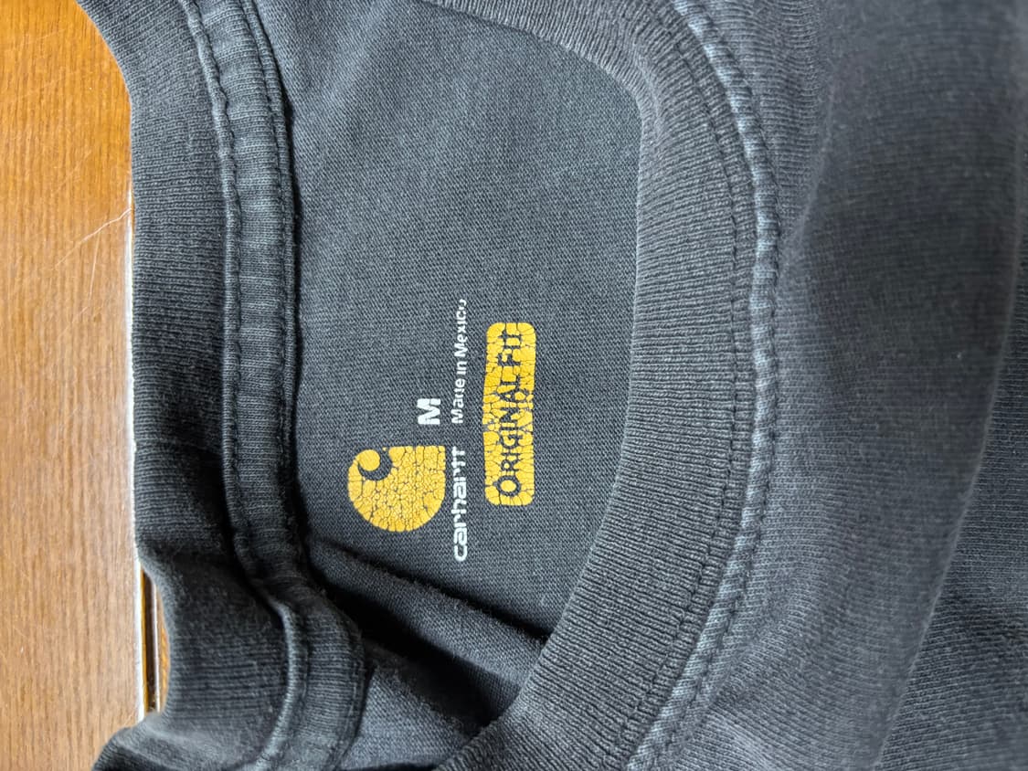 칼하트 차콜 반팔 상품이미지3