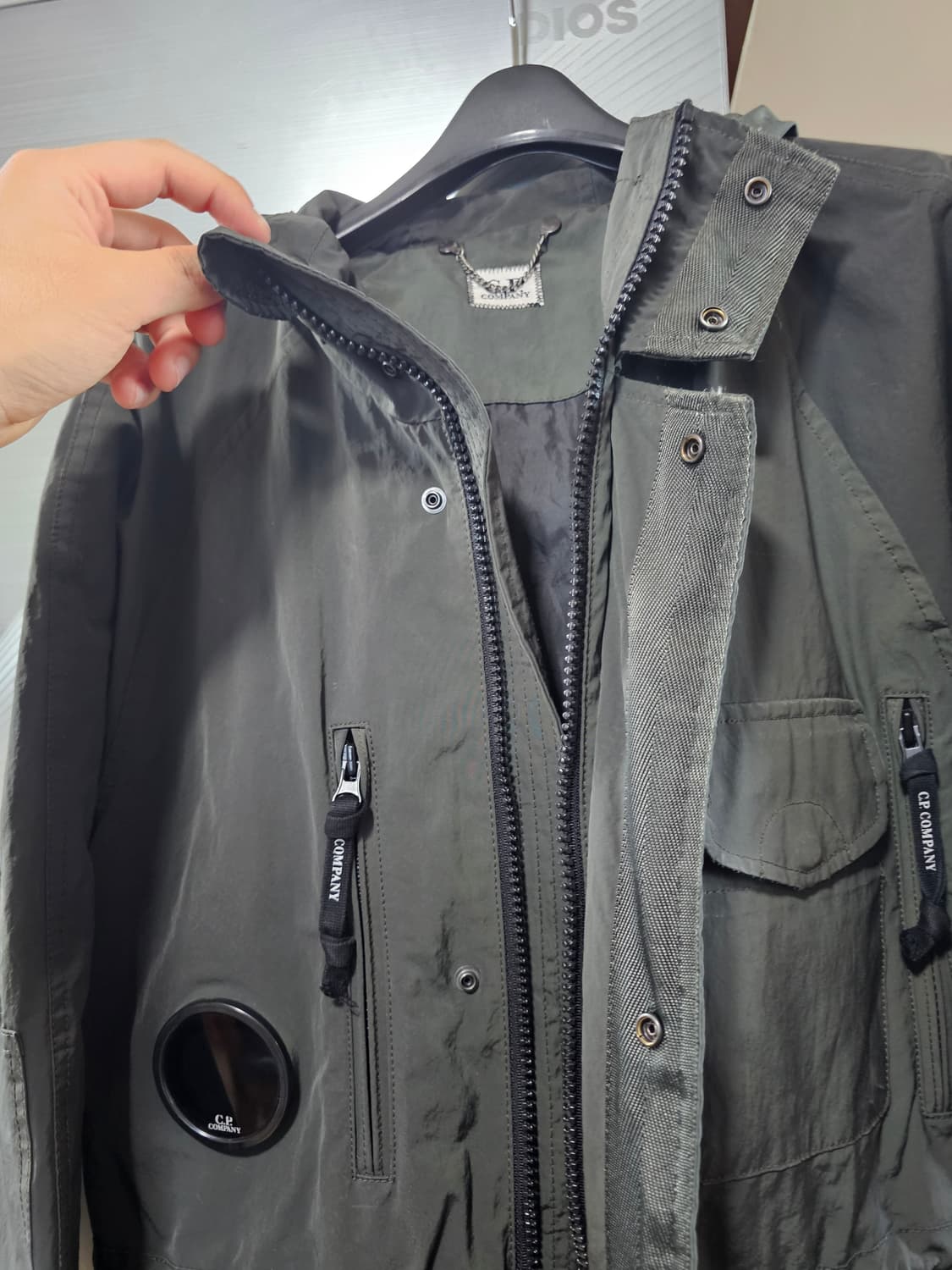 씨피컴퍼니 후드형 올리브 야상형 자켓 팔아요 상품이미지7