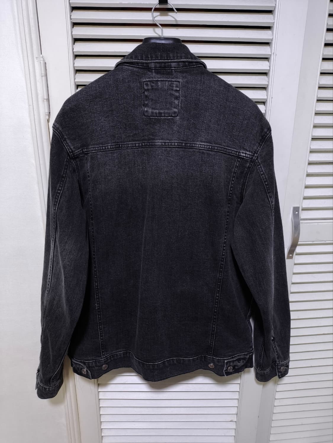 EUR L (XL) 자라 흑청 데님자켓 트러커 상품이미지5