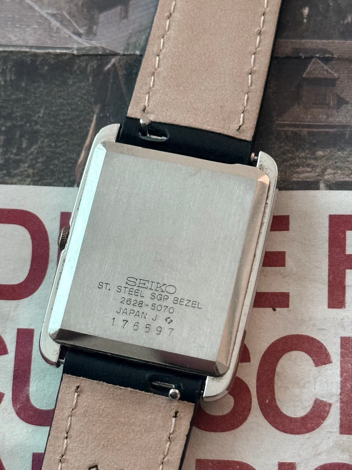 세이코 Seiko 쿼츠 탱크 로만 인덱스 스몰 세컨즈 상품이미지3