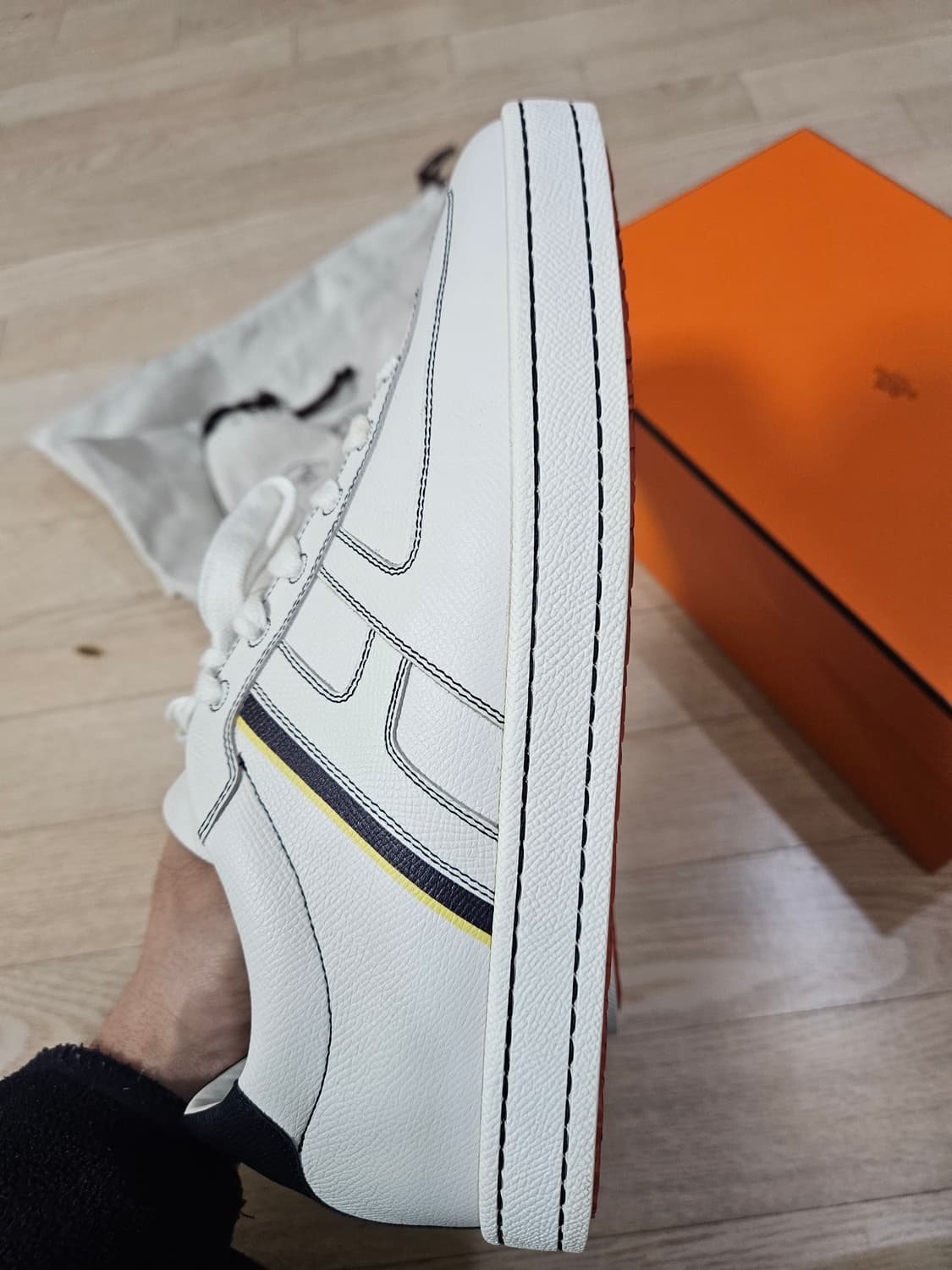 [42.5] 270-275 에르메스 부메랑 스니커즈 상품이미지5