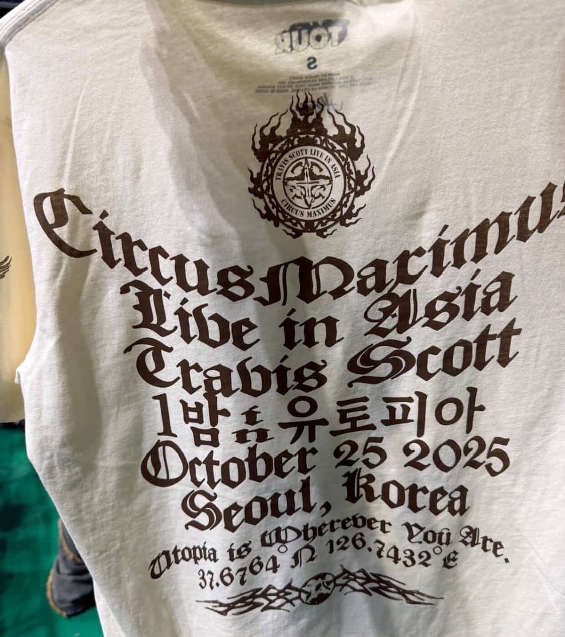 Travis Scott 2025.10.25 고양 MD 유토피아 반팔티 L 상품이미지1