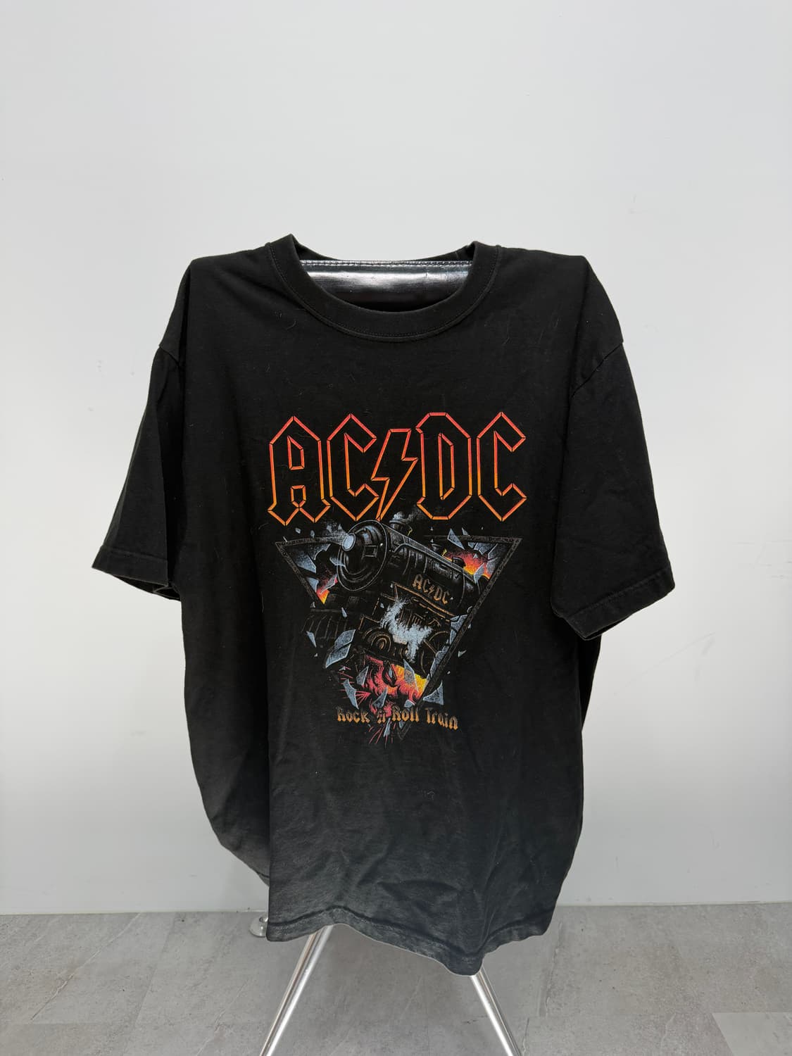 Bravado AC/DC Rock 'N' Roll 티셔츠 상품이미지1