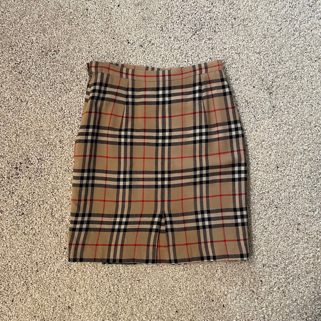 버버리 스커트 ⭐️1247 상품이미지1