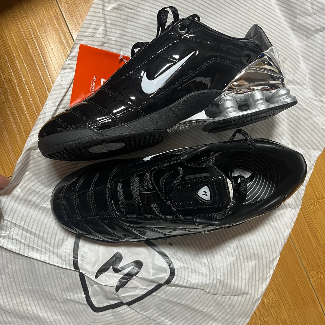 나이키 토탈 90 마하암스테르담 샥스 245 새상품 상품이미지5