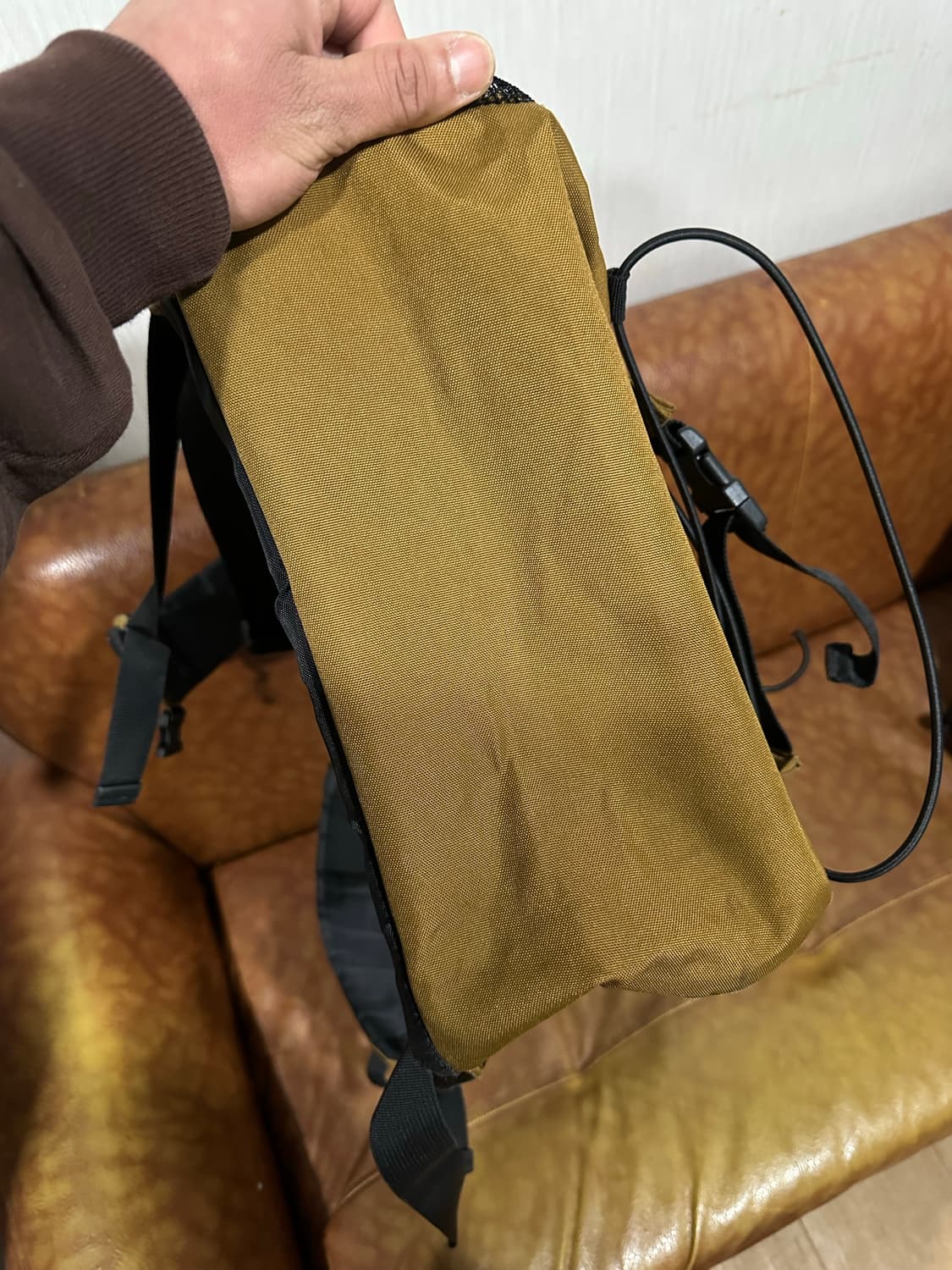 칼하트 킥플립 백팩 카멜/브라운 상품이미지5