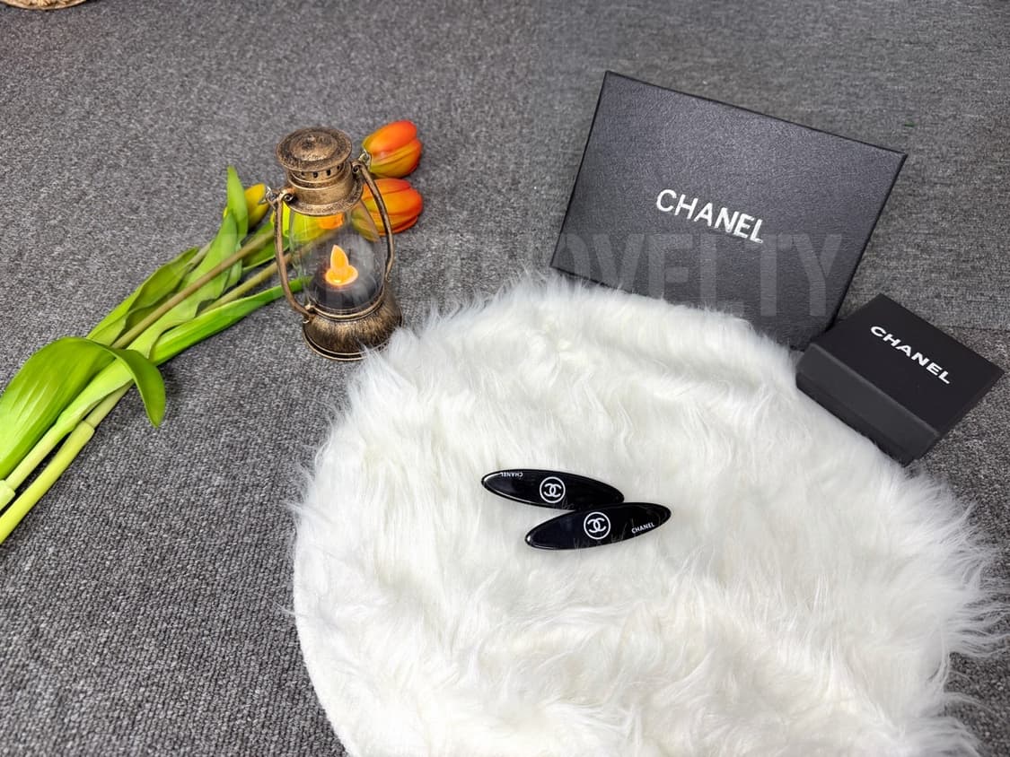 샤넬 블랙 심플 헤어클립 <1ps> 상품이미지7