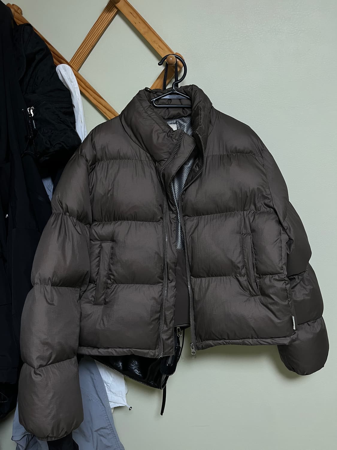 오로 브라운 크롭 숏패딩 상품이미지1