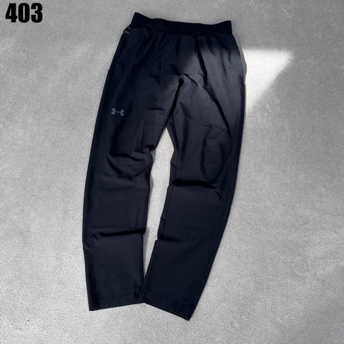 언더아머 블랙 트레이닝 바지 상품이미지1