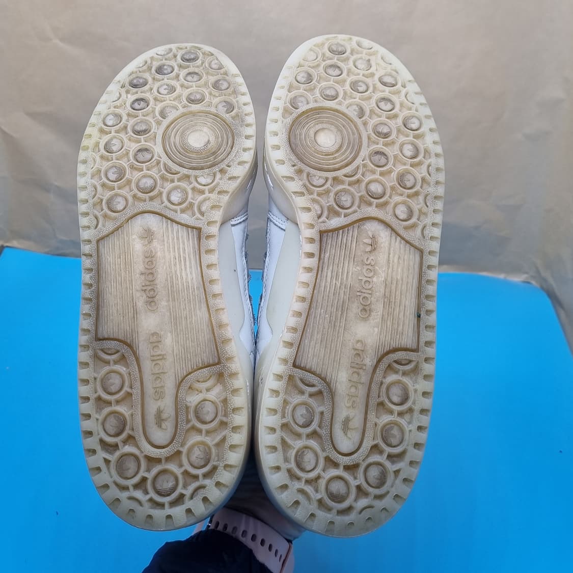 아디다스 포럼 로우 CL 남성스니커즈260  상품이미지3